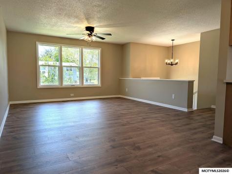 694 17th SE Mason City IA 50401