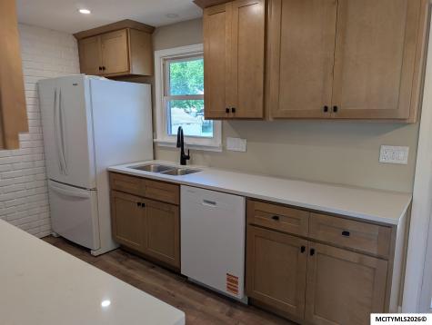 694 17th SE Mason City IA 50401