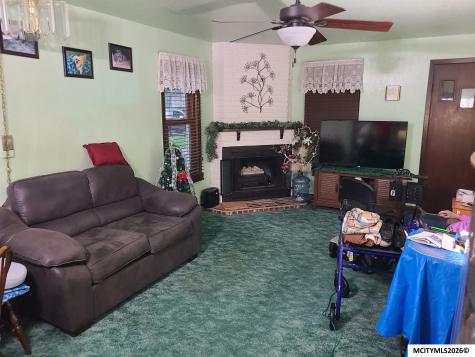 539 20th SE Mason City IA 50401