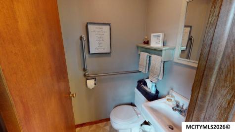 225 Parkridge Drive Mason City IA 50401