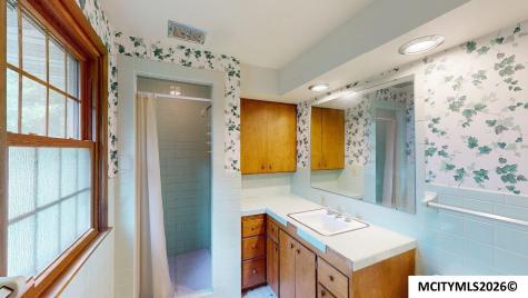 225 Parkridge Drive Mason City IA 50401