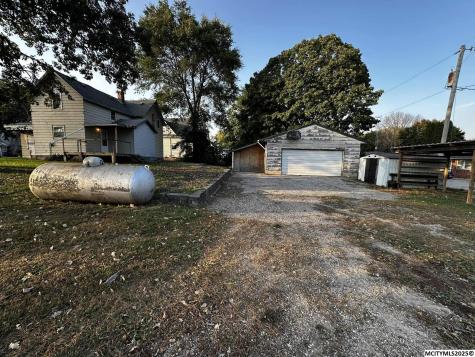 605 Grove Street Plymouth IA 50464