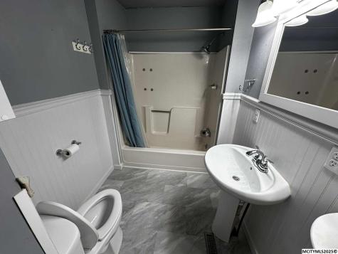 605 Grove Street Plymouth IA 50464