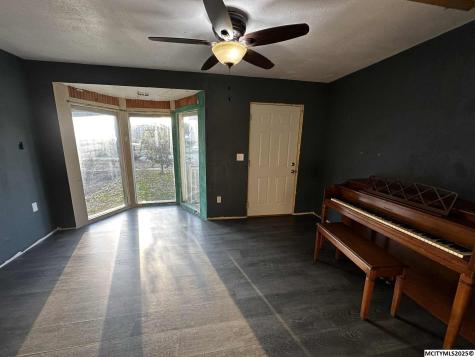 605 Grove Street Plymouth IA 50464