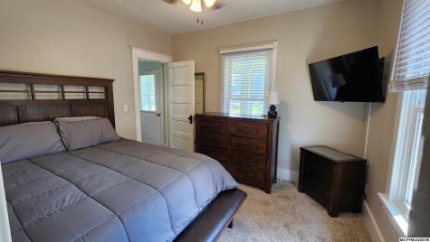 318 E Walnut Manly IA 50456