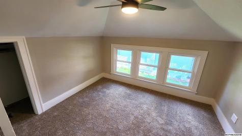 318 E Walnut Manly IA 50456