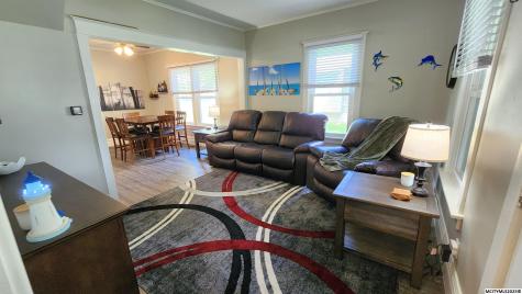 318 E Walnut Manly IA 50456