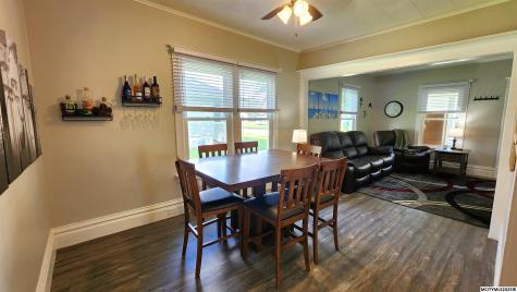 318 E Walnut Manly IA 50456