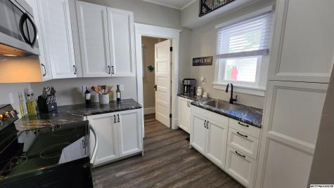 318 E Walnut Manly IA 50456