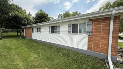 1453 3rd SE Mason City IA 50401