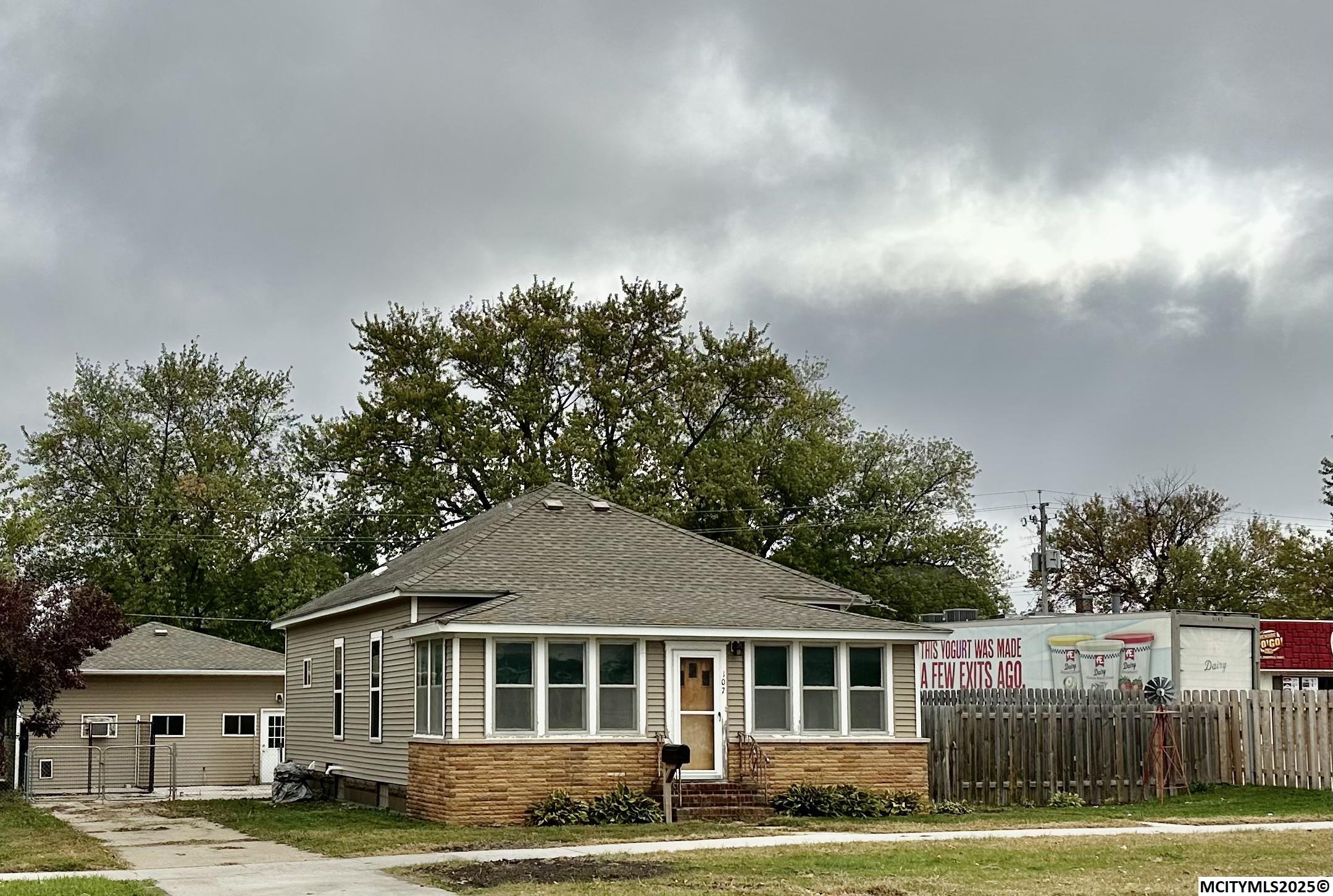 107 8th Street N Northwood IA 50459