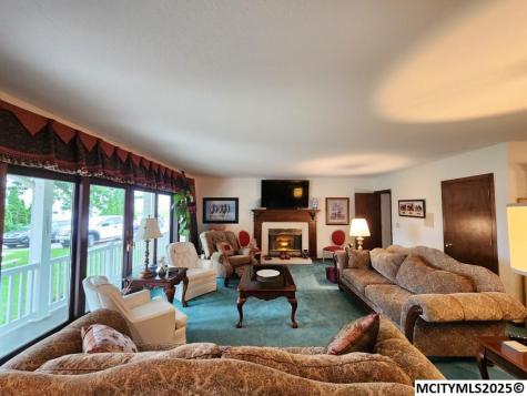 3511 19th SW Mason City IA 50401