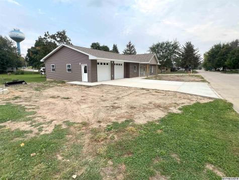 506 S 3rd Street Osage IA 50461