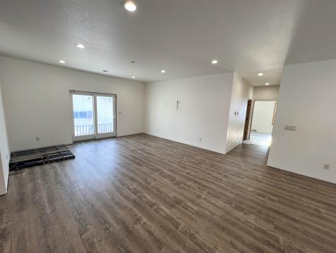 506 S 3rd Street Osage IA 50461