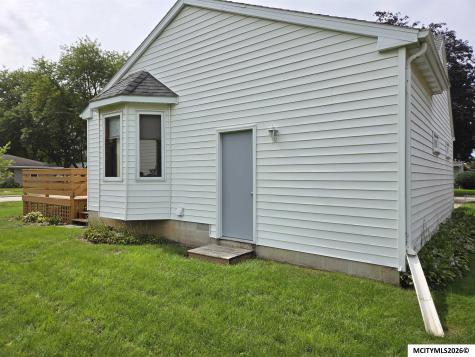 721 S Louisiana Avenue Mason City IA 50401