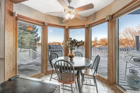 900 Briarstone Drive Mason City IA 50401