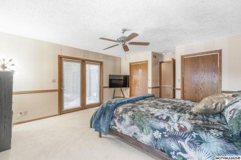 900 Briarstone Drive Mason City IA 50401