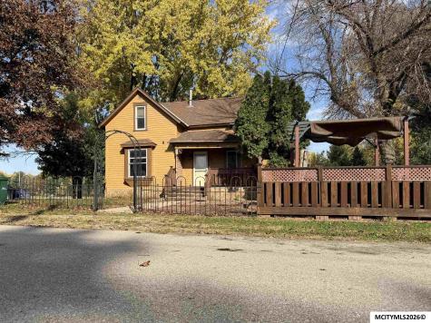 212 7th Street Kensett IA 50448