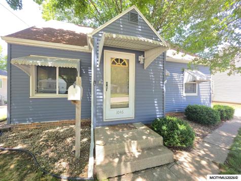 1046 1st NE Mason City IA 50401