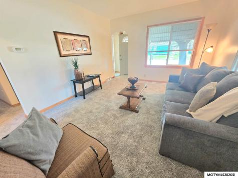 1046 1st NE Mason City IA 50401