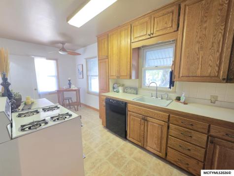 1046 1st NE Mason City IA 50401