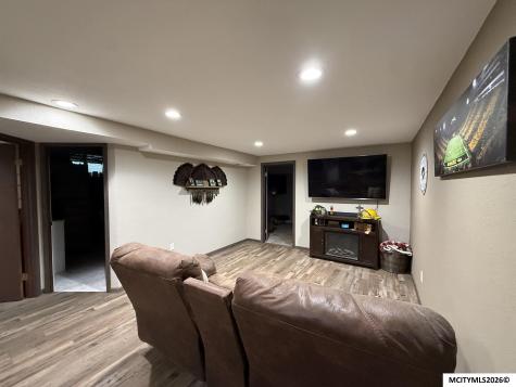 510 8th Street NW Nora Springs IA 50458