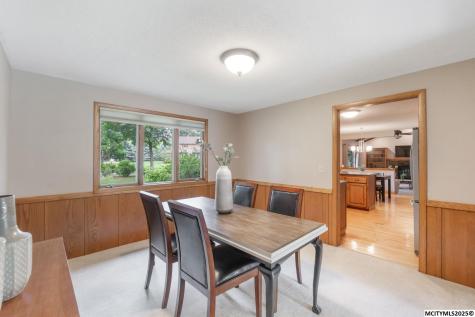 5 Quarry Road Mason City IA 50401