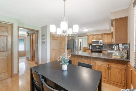 5 Quarry Road Mason City IA 50401