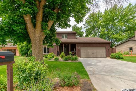 5 Quarry Road Mason City IA 50401