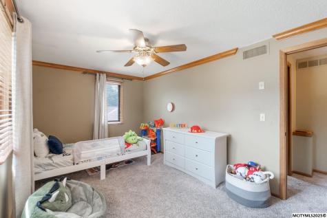 5 Quarry Road Mason City IA 50401