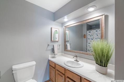 5 Quarry Road Mason City IA 50401