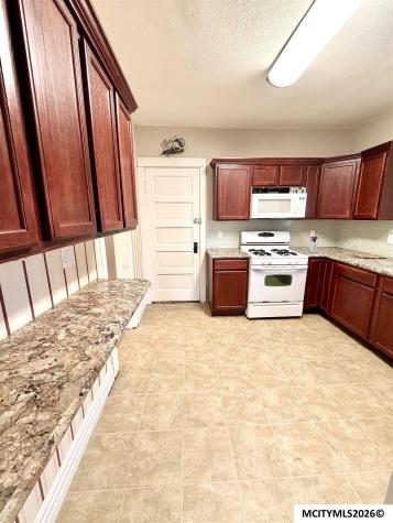 552 8th SE Mason City IA 50401