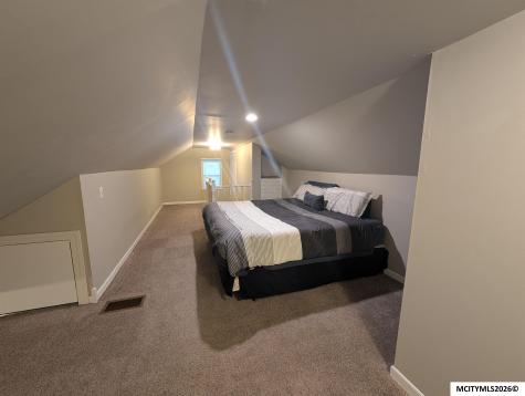 716 9th NE Mason City IA 50401