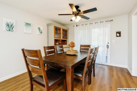 18 N Willowgreen Court Mason City IA 50401