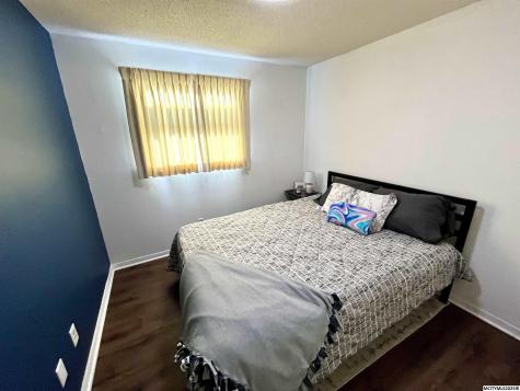 18 N Willowgreen Court Mason City IA 50401