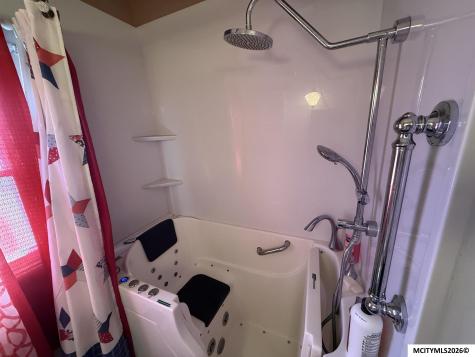 305 S 11th Street Forest City IA 50436