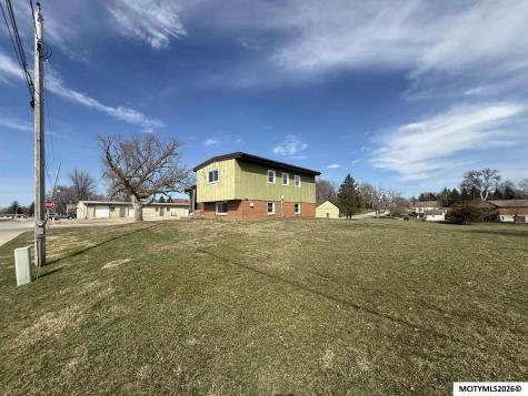 305 S 11th Street Forest City IA 50436