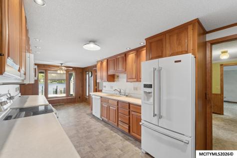 278 Lakeview Drive Mason City IA 50401