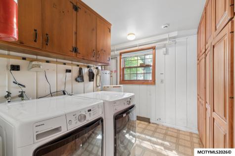 278 Lakeview Drive Mason City IA 50401