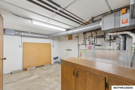 278 Lakeview Drive Mason City IA 50401
