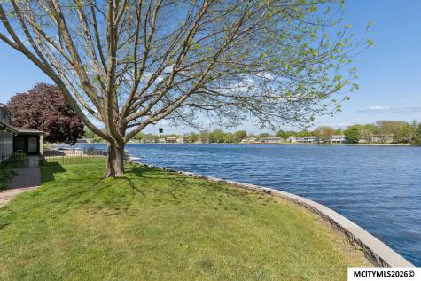 278 Lakeview Drive Mason City IA 50401