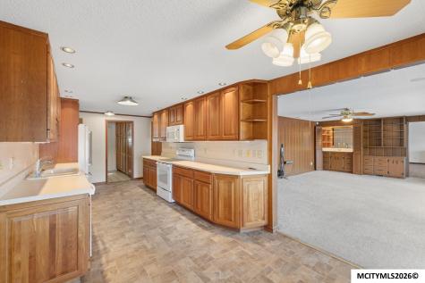 278 Lakeview Drive Mason City IA 50401