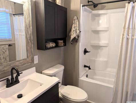 313 S Louisiana Mason City IA 50401