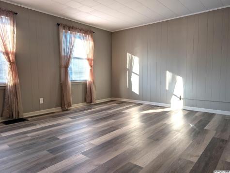 313 S Louisiana Mason City IA 50401