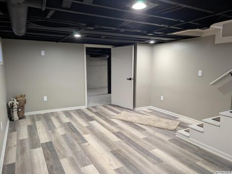 313 S Louisiana Mason City IA 50401