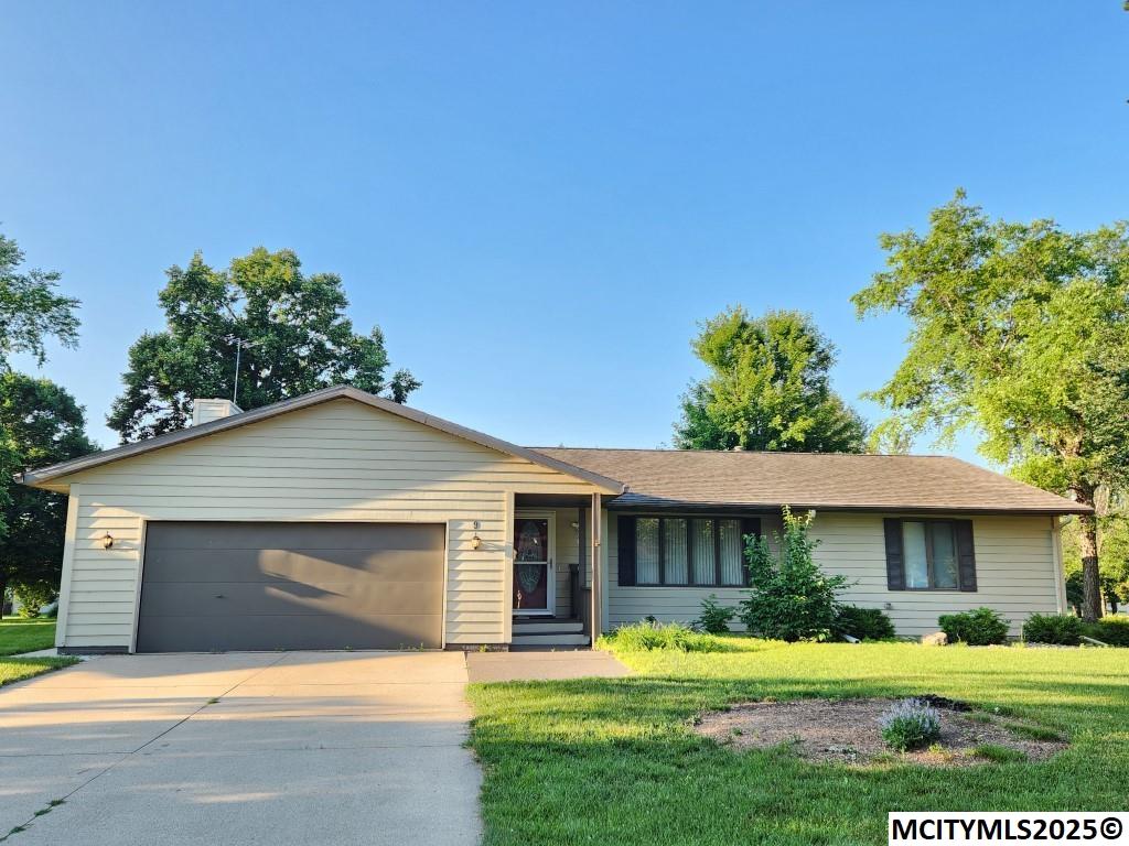 9 Asbury Place Mason City IA 50401
