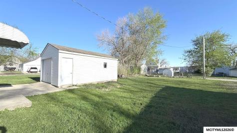 224 13th SE Mason City IA 50401