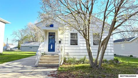 224 13th SE Mason City IA 50401