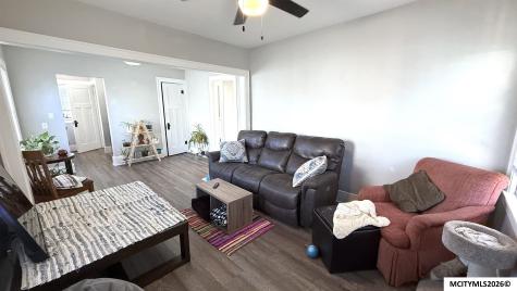 224 13th SE Mason City IA 50401