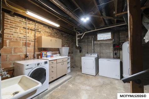 1710 230th Street Rockford IA 50468